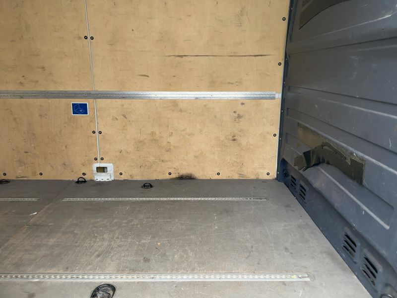 Volkswagen Crafter 2.0 TDI Kasten 35 langer Radstand mit Hochdach — zdjęcie 14