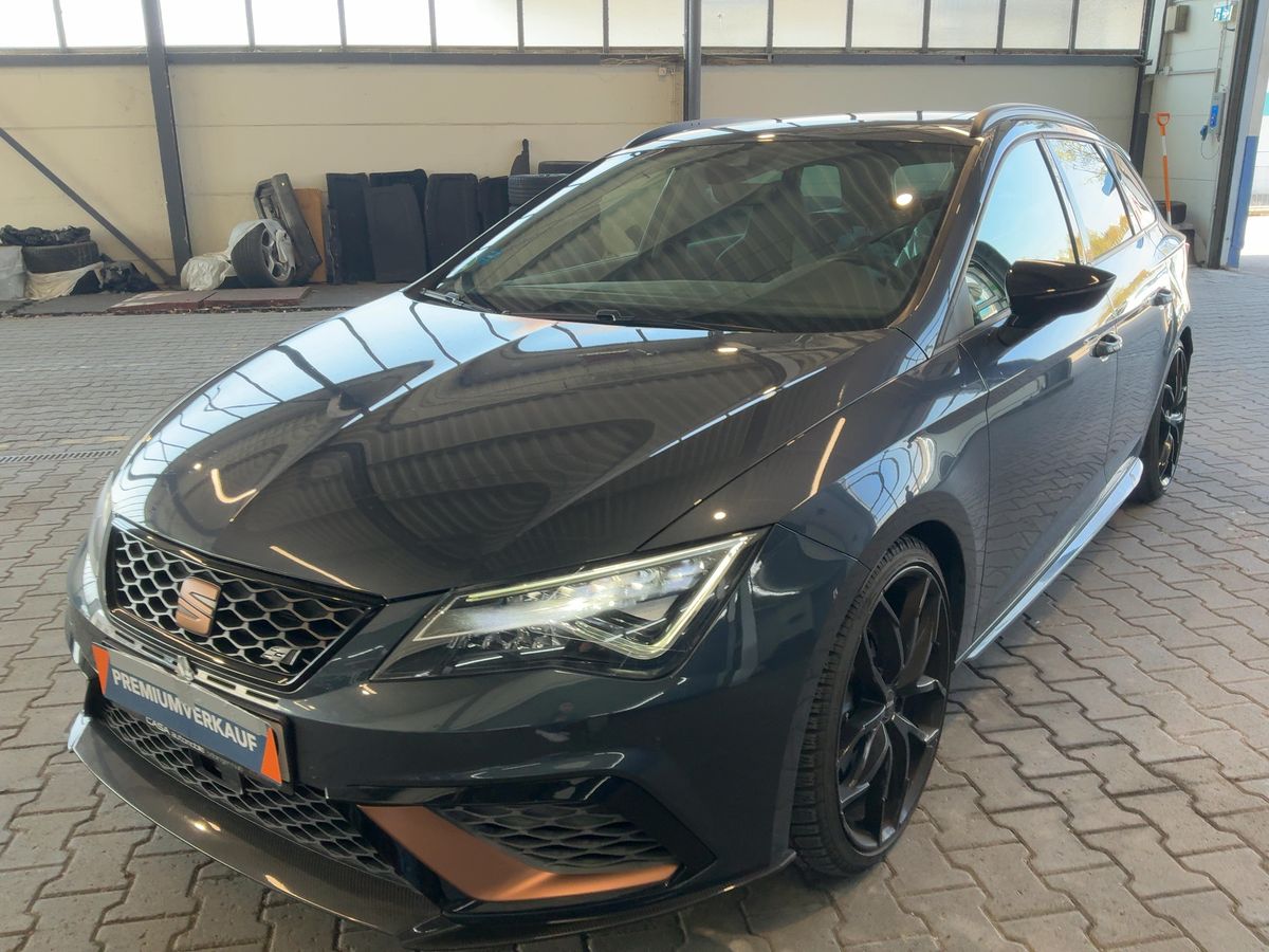 Seat Leon 2020 — photo 1