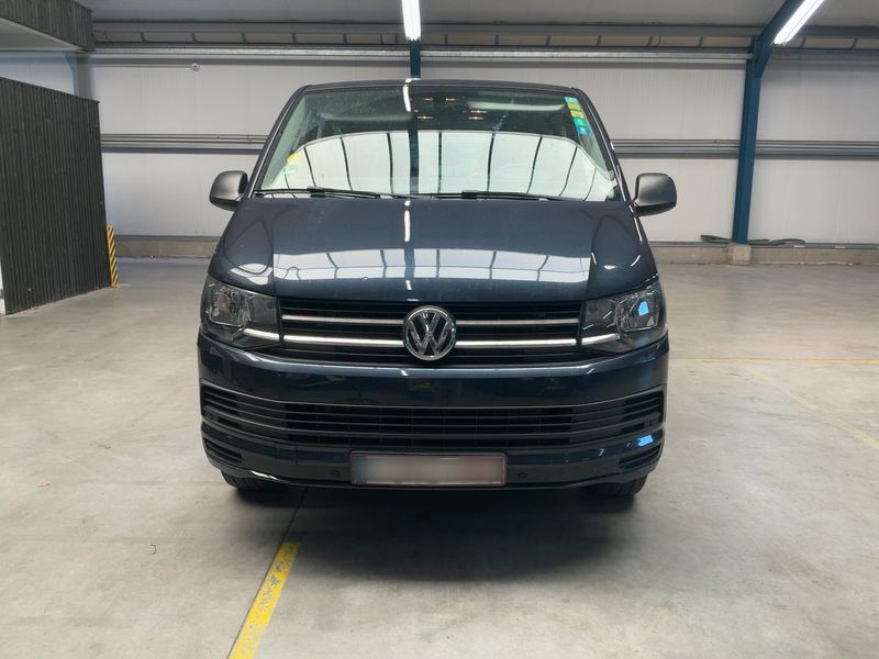 Volkswagen T6 Multivan 2.0 TDI Trendline 2018 – снимка 14