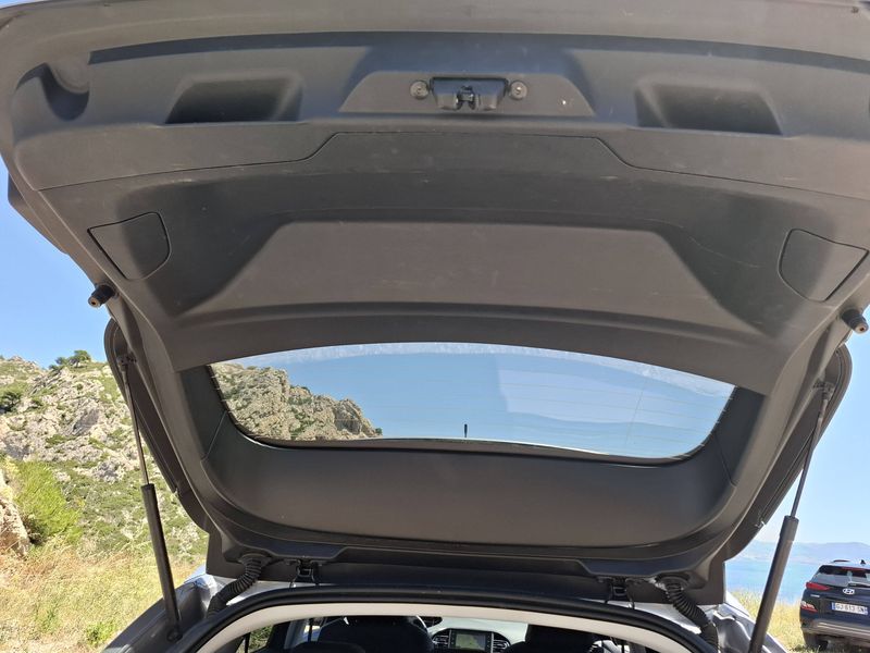 Peugeot 308 1.2 PureTech Tech Edition 2019 – снимка 46