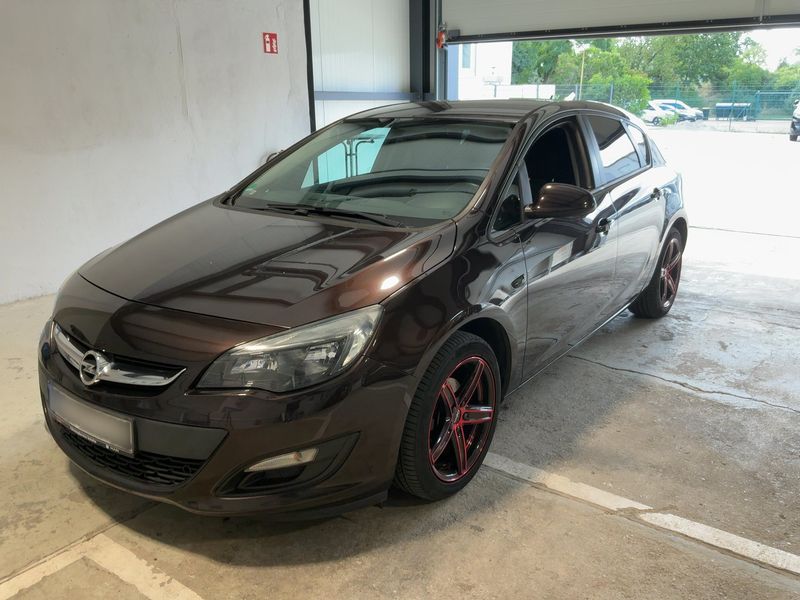 Opel Astra 1.4 Turbo Active