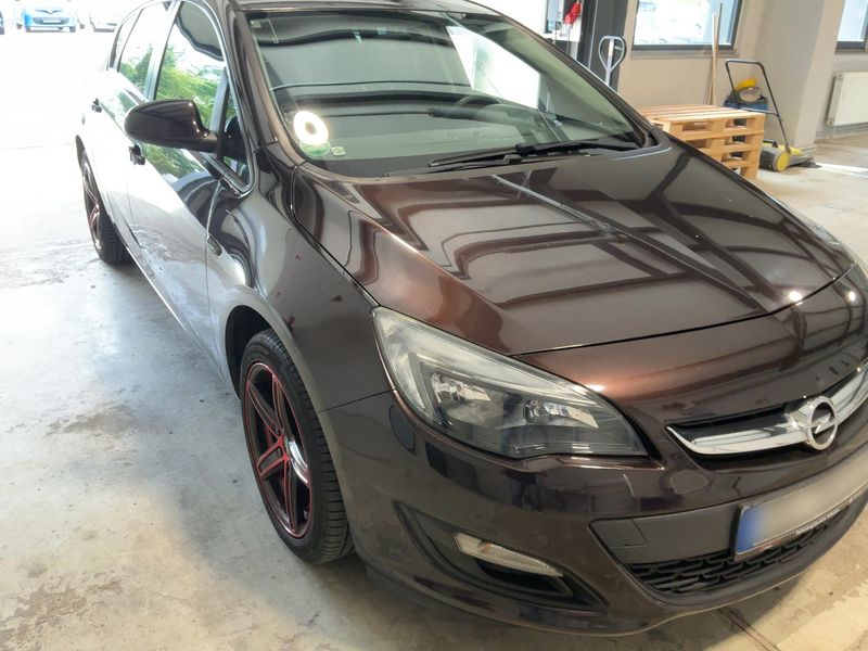 Opel Astra 1.4 Turbo Active — zdjęcie 8