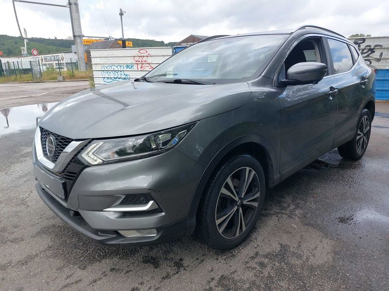 Nissan Qashqai 1.5 dCi N-Connecta — zdjęcie 2