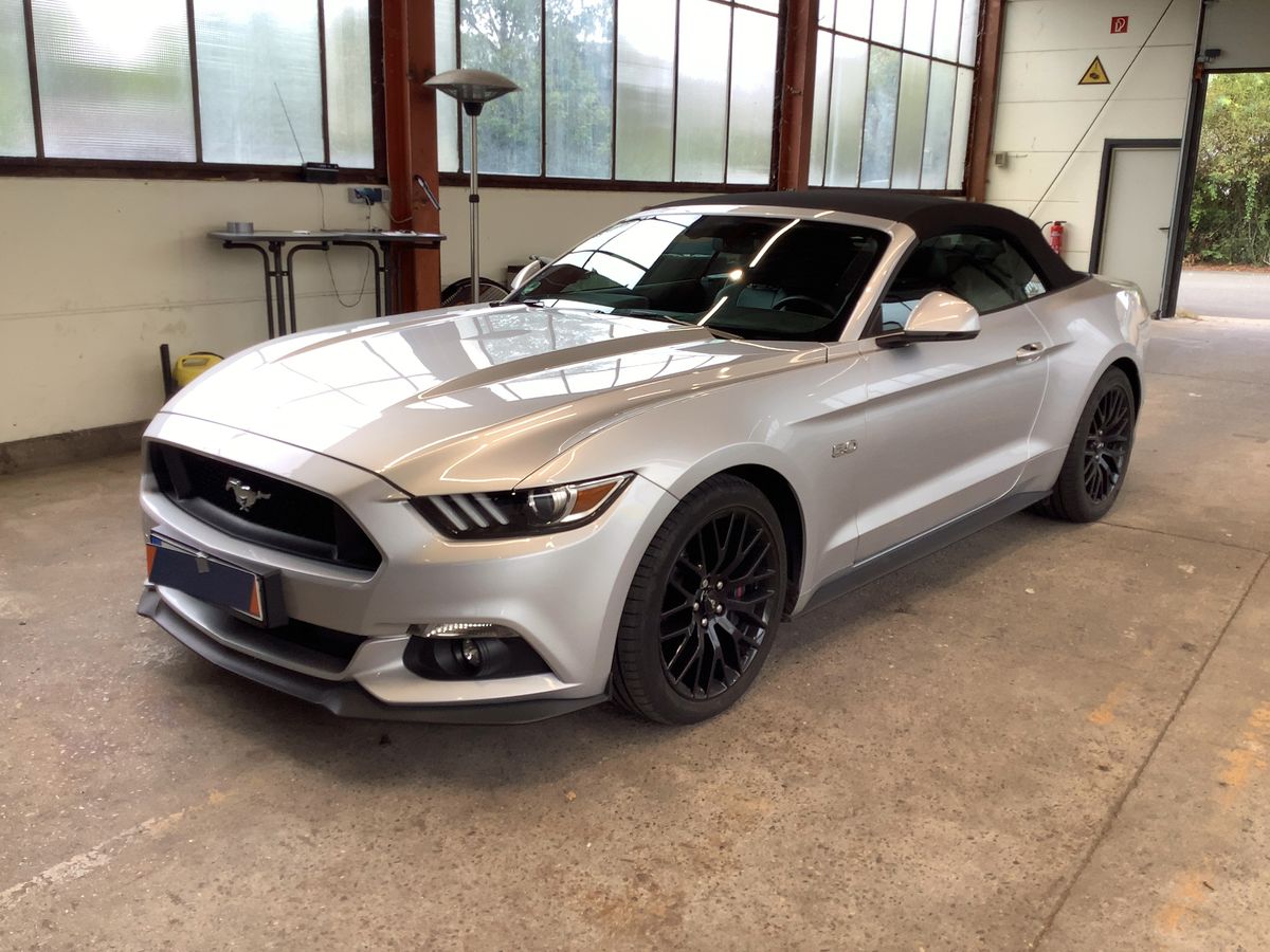 Ford Mustang 5.0 Ti-VCT V8 Convertible GT