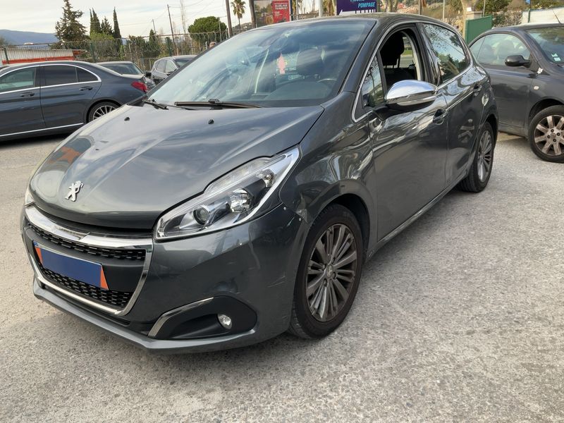 208 1.2 PureTech Allure