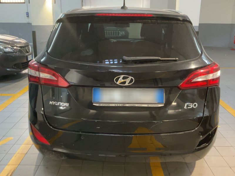 Hyundai i30 1.6 CRDi Go! 2016 – снимка 7