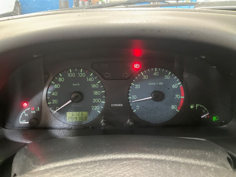 Citroen Xsara 1.6 Exclusive — zdjęcie 4