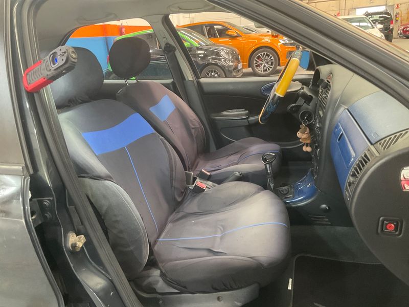 Citroen Xsara 1.6 Exclusive — zdjęcie 3