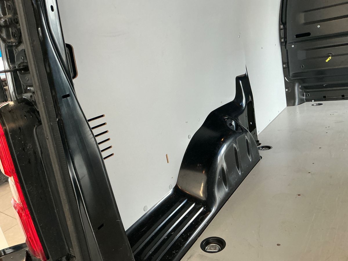 Opel Vivaro 2020 — photo 37