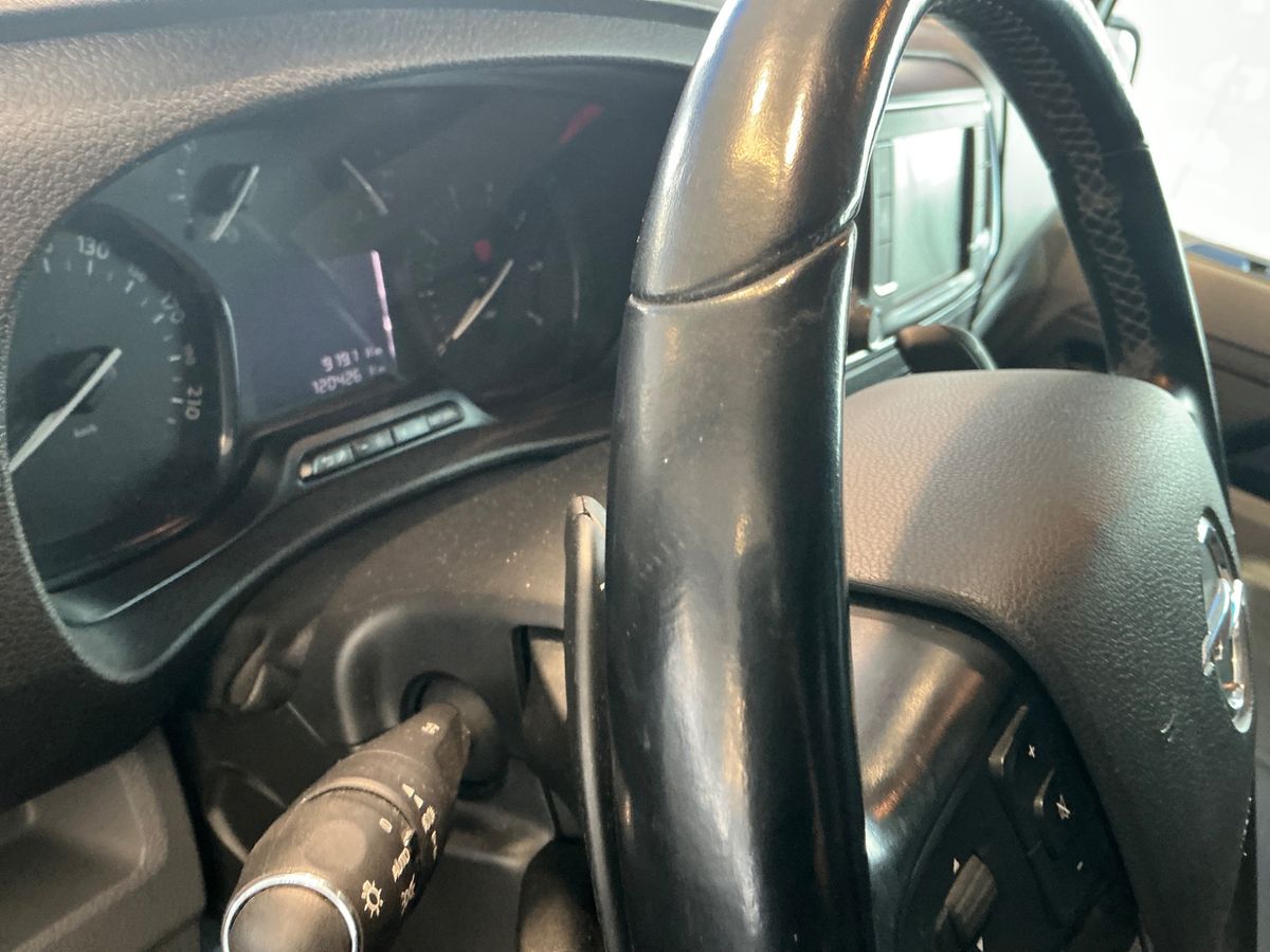 Opel Vivaro 2020 — photo 41