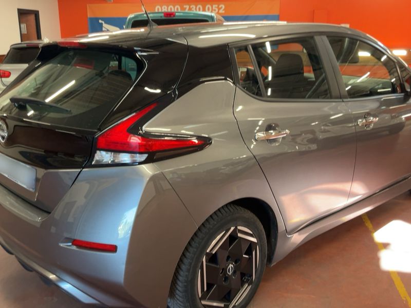 Nissan Leaf electric drive 110 kW Acenta — zdjęcie 6