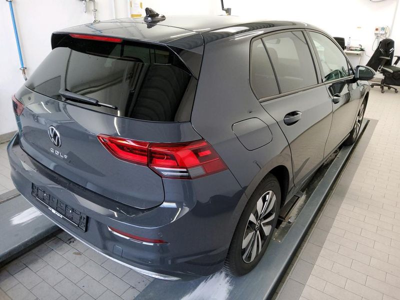 Volkswagen Golf VIII 1.5 TSI ACT Move — zdjęcie 15