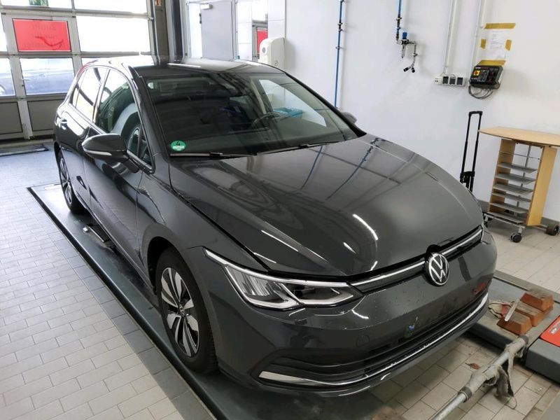 Volkswagen Golf VIII 1.5 TSI ACT Move — zdjęcie 6