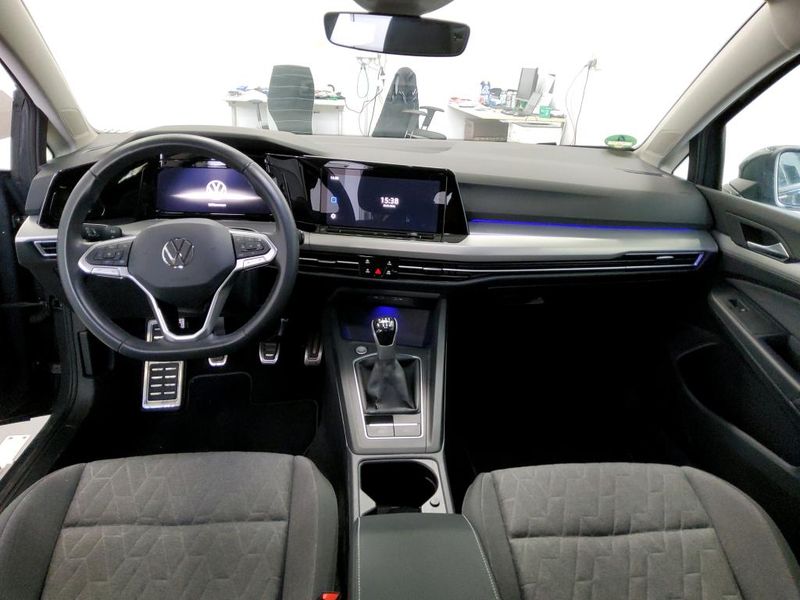 Volkswagen Golf VIII 1.5 TSI ACT Move — zdjęcie 20