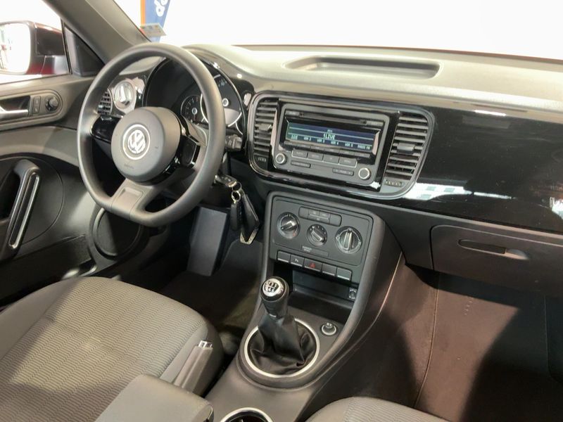 Volkswagen Beetle 1.2 TSI — zdjęcie 12