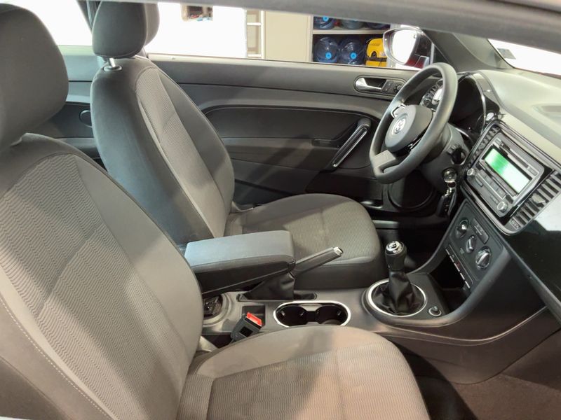 Volkswagen Beetle 1.2 TSI — zdjęcie 11
