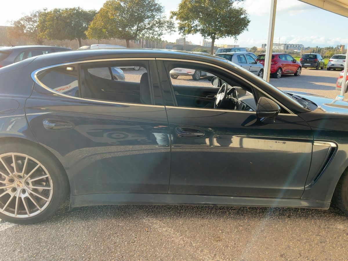 Porsche Panamera 2011 — photo 11