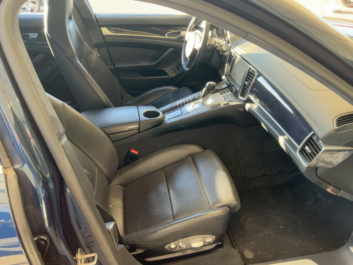Porsche Panamera 2011 — photo 17