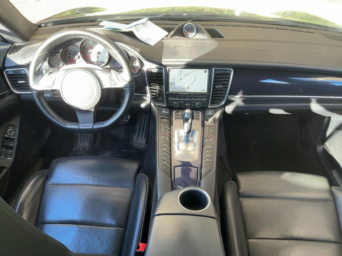 Porsche Panamera 2011 — photo 18