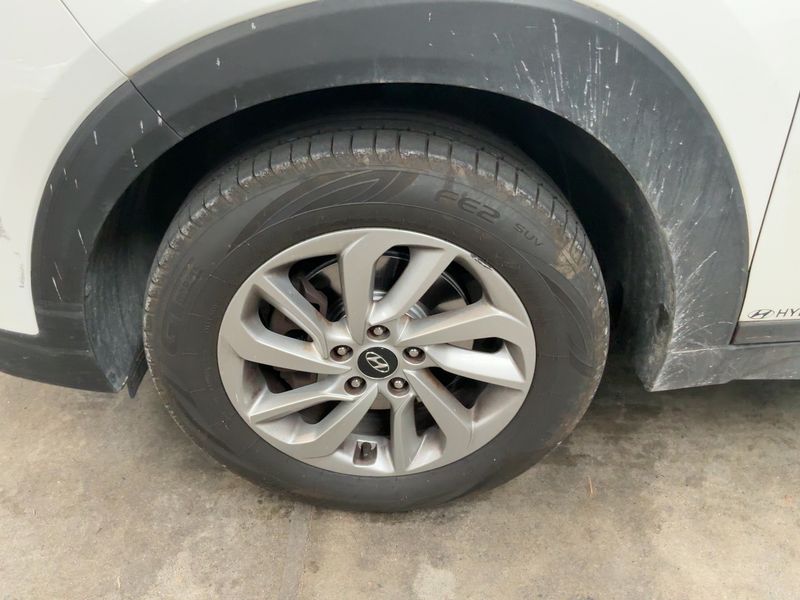Hyundai Tucson 1.7 CRDi Business 2WD 2018 – снимка 3