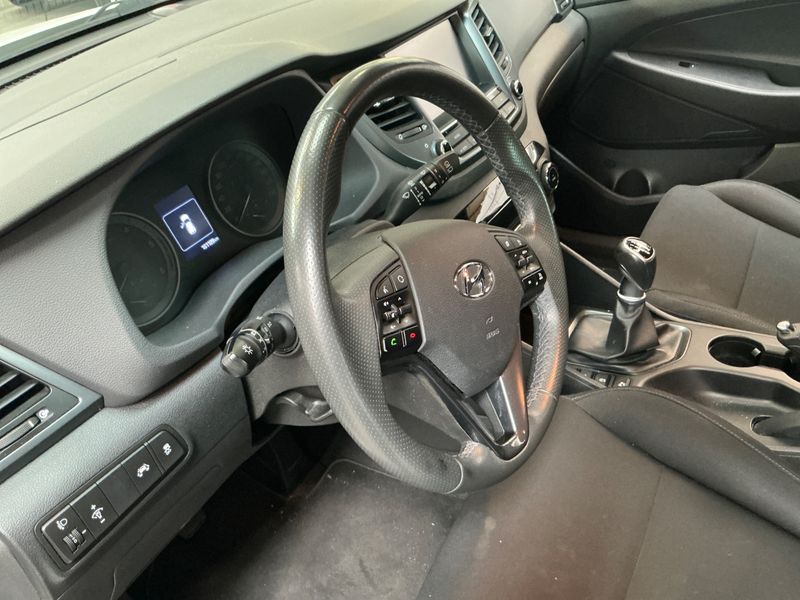 Hyundai Tucson 1.7 CRDi Business 2WD 2018 – снимка 26