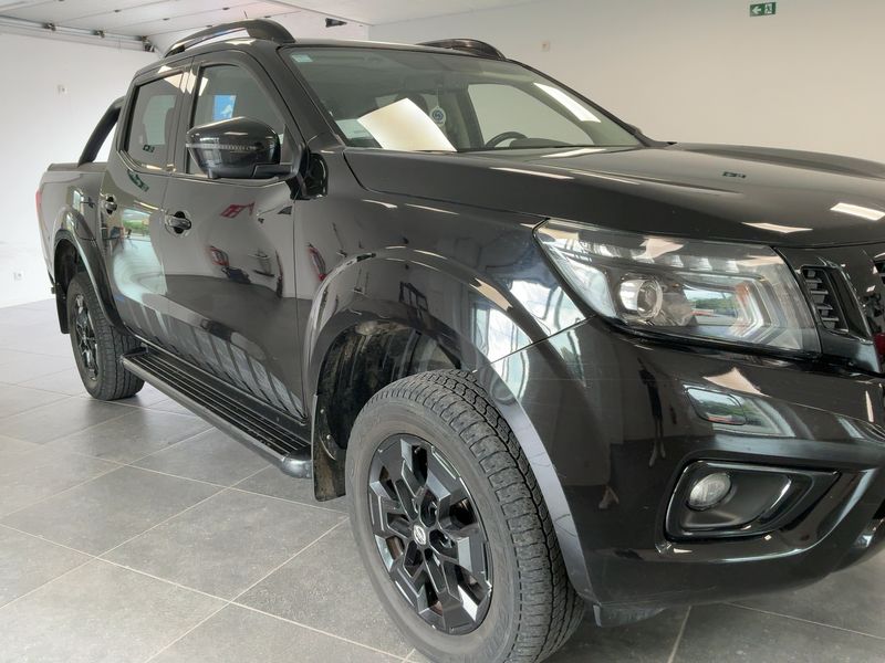 Nissan Navara NP-300 2.3 dCi N-Guard Double Cab 4x4 — zdjęcie 8