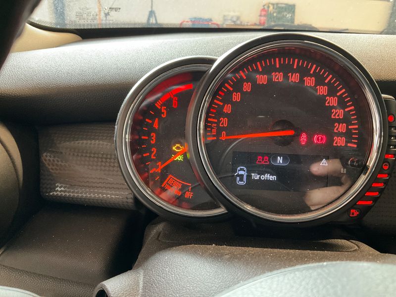 MINI Cooper D 2015 – снимка 34