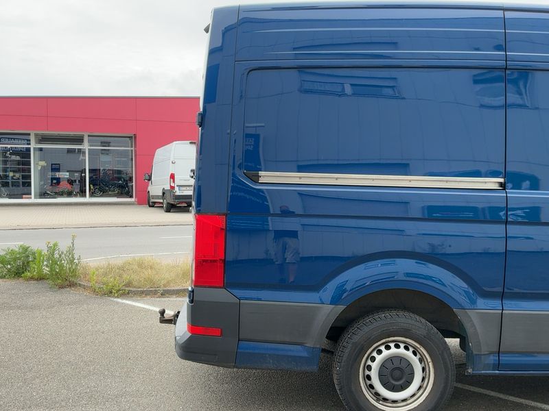 Volkswagen Crafter 2.0 TDI Kasten 35 mittellang Hochdach FWD — zdjęcie 6