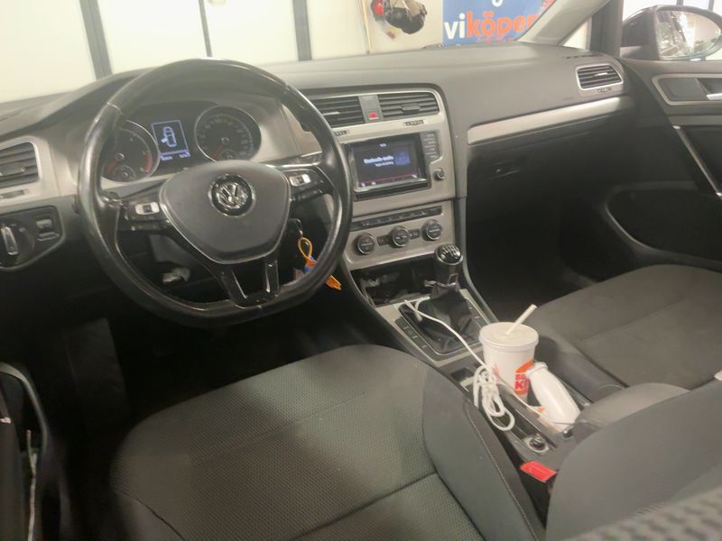 Volkswagen Golf VII 1.6 TDI Comfortline BlueMotion Tech 2014 – снимка 18