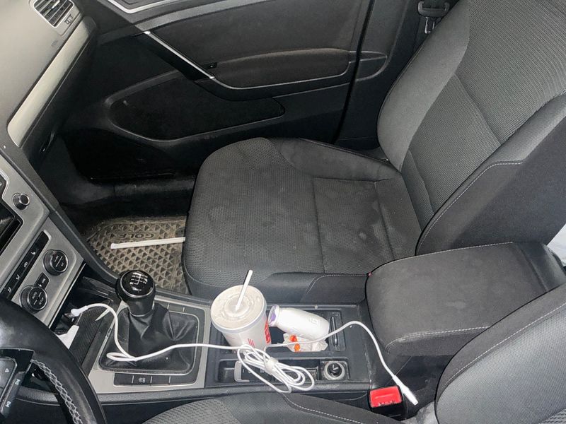 Volkswagen Golf VII 1.6 TDI Comfortline BlueMotion Tech 2014 – снимка 28