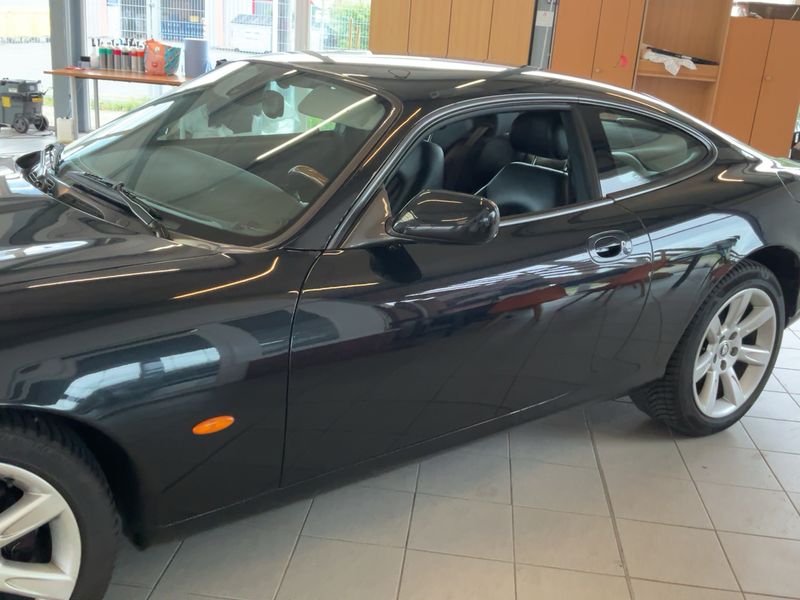 Jaguar XK8 4.2 V8 — zdjęcie 4