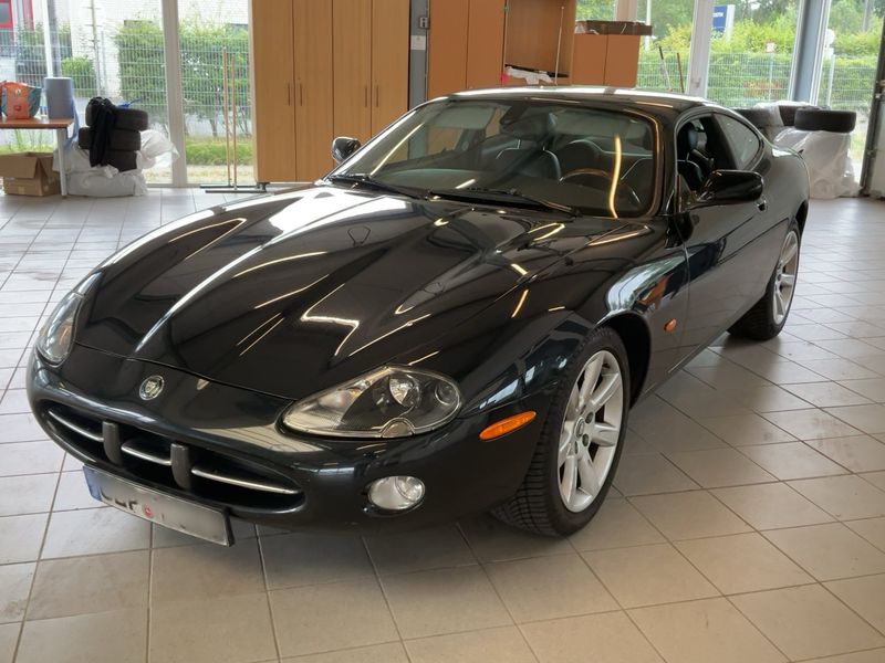 Jaguar XK8 4.2 V8