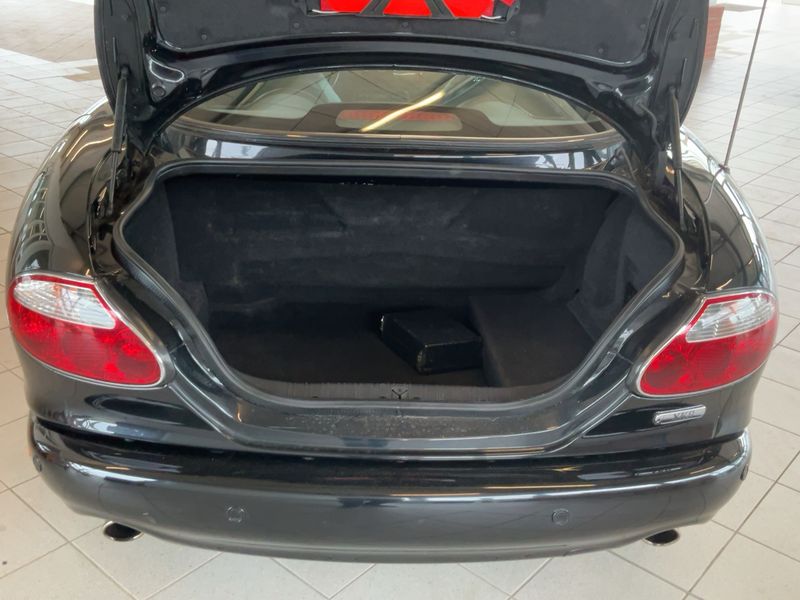 Jaguar XK8 4.2 V8 — zdjęcie 10