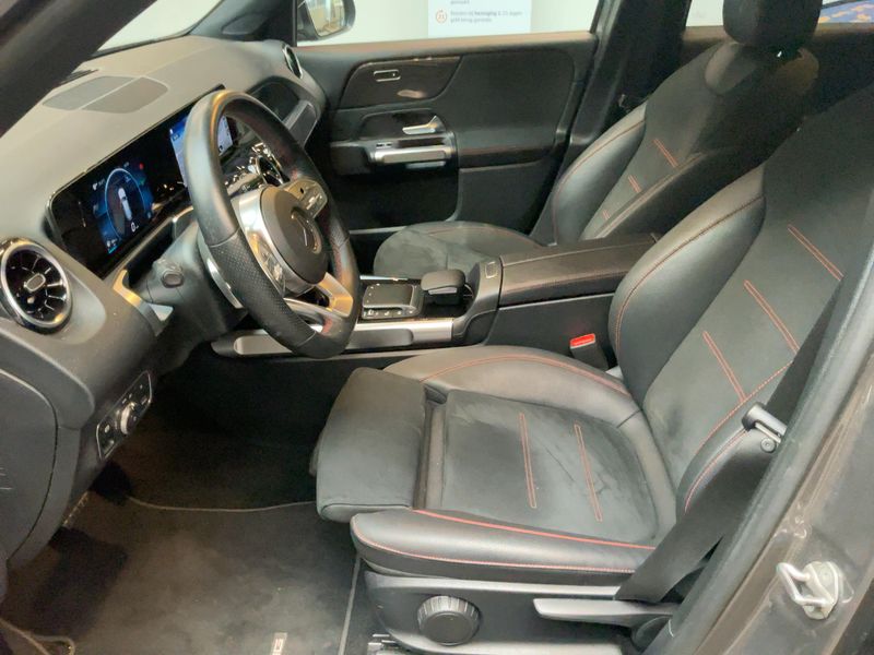 Mercedes-Benz GLB-Klasse GLB 250 4Matic AMG Line — zdjęcie 11