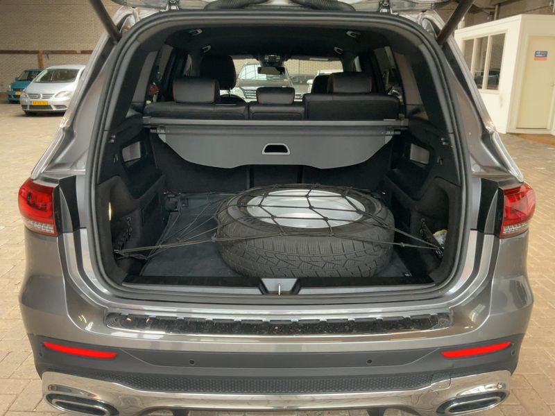 Mercedes-Benz GLB-Klasse GLB 250 4Matic AMG Line — zdjęcie 10