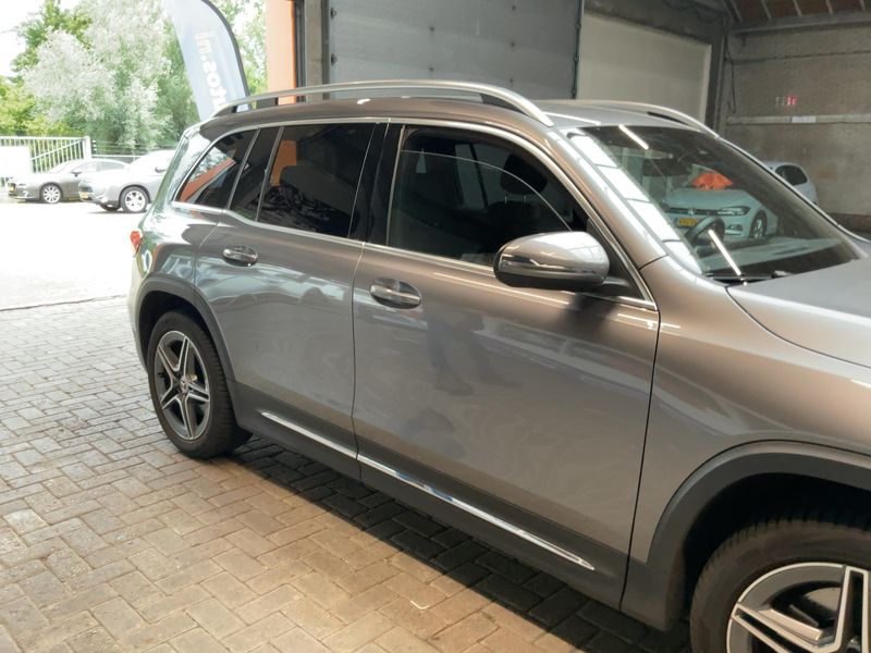 Mercedes-Benz GLB-Klasse GLB 250 4Matic AMG Line — zdjęcie 7