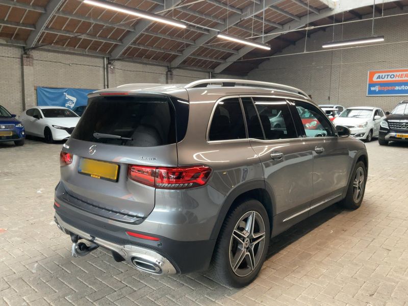 Mercedes-Benz GLB-Klasse GLB 250 4Matic AMG Line — zdjęcie 6