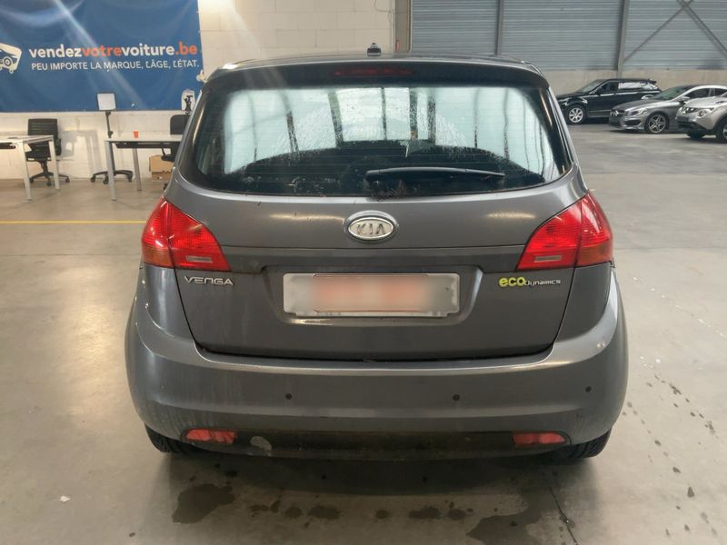 Kia Venga 1.4 Vision — zdjęcie 5