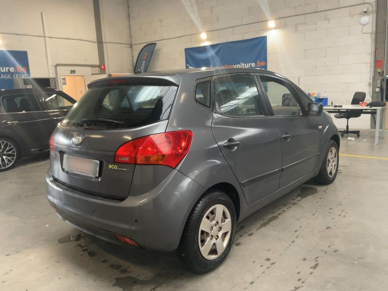 Kia Venga 1.4 Vision — zdjęcie 6