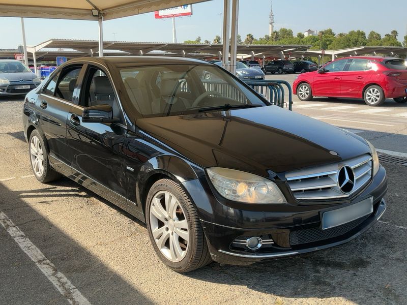 Mercedes-Benz C-Klasse C 200 CDI BlueEfficiency Avantgarde 2010 – снимка 12