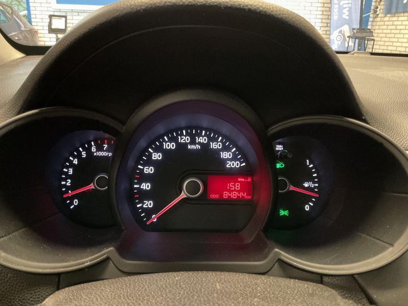 Kia Picanto 1.0 Active — zdjęcie 13