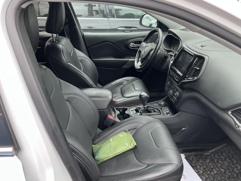 Jeep Cherokee 2.2 M-Jet Limited 4x4 — zdjęcie 11