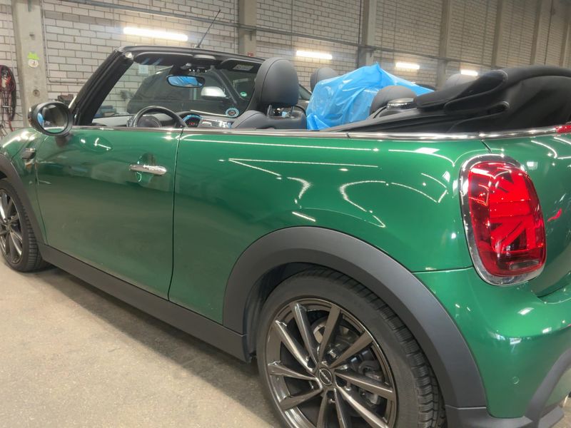 MINI Cabrio Cooper Classic Trim — zdjęcie 3