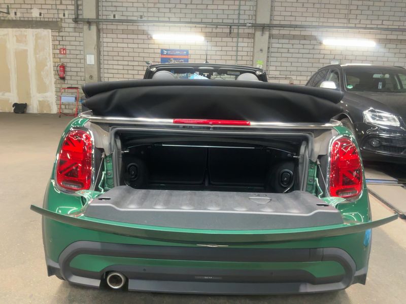 MINI Cabrio Cooper Classic Trim — zdjęcie 10