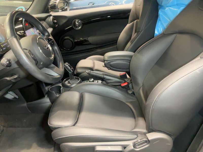 MINI Cabrio Cooper Classic Trim — zdjęcie 11