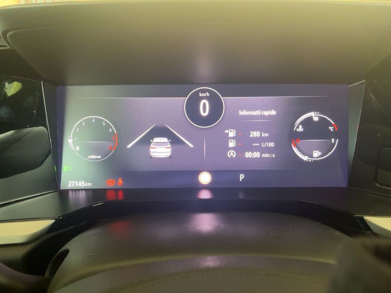 Opel Grandland X 1.2 Turbo Business Elegance — zdjęcie 13