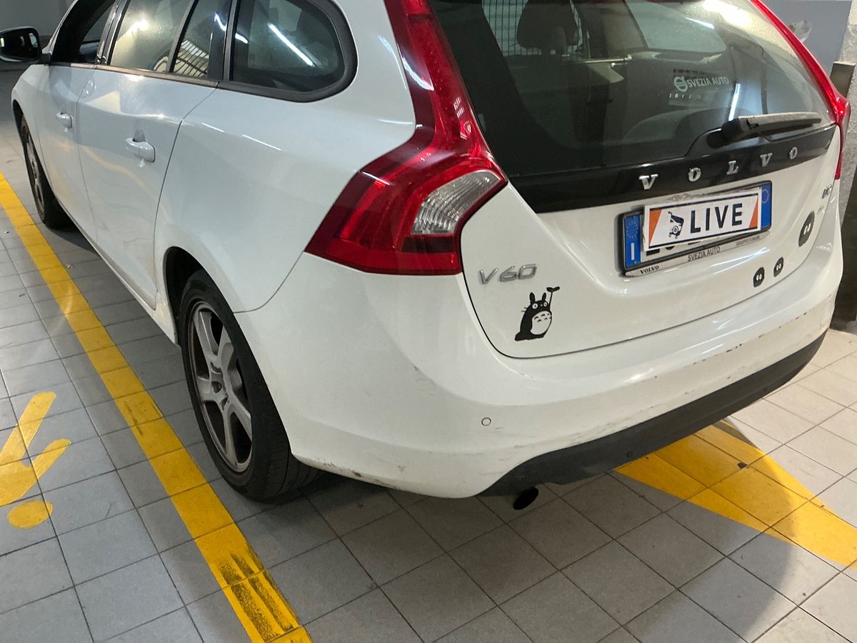 Volvo V60 2013 — photo 42