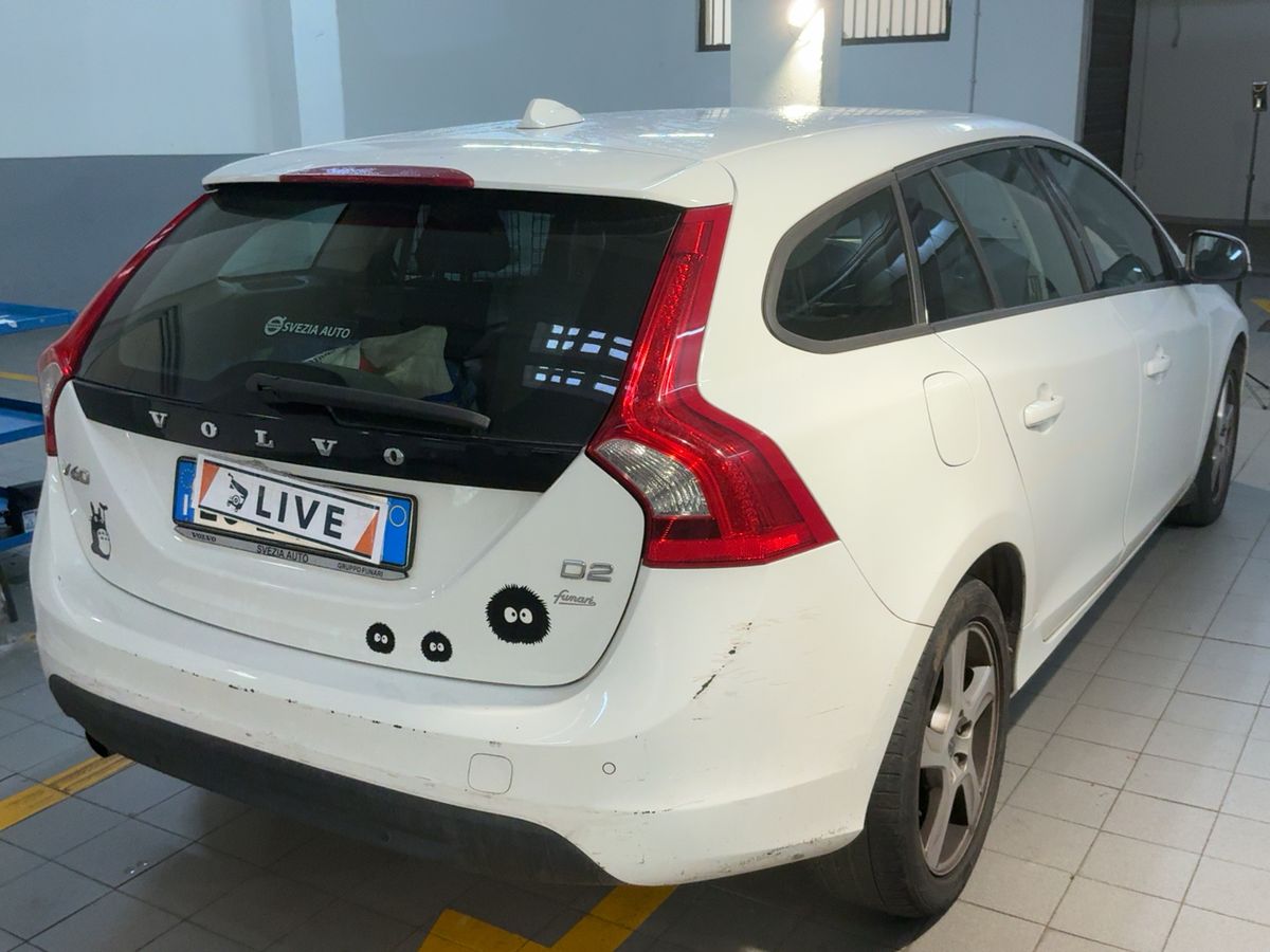 Volvo V60 2013 — photo 9
