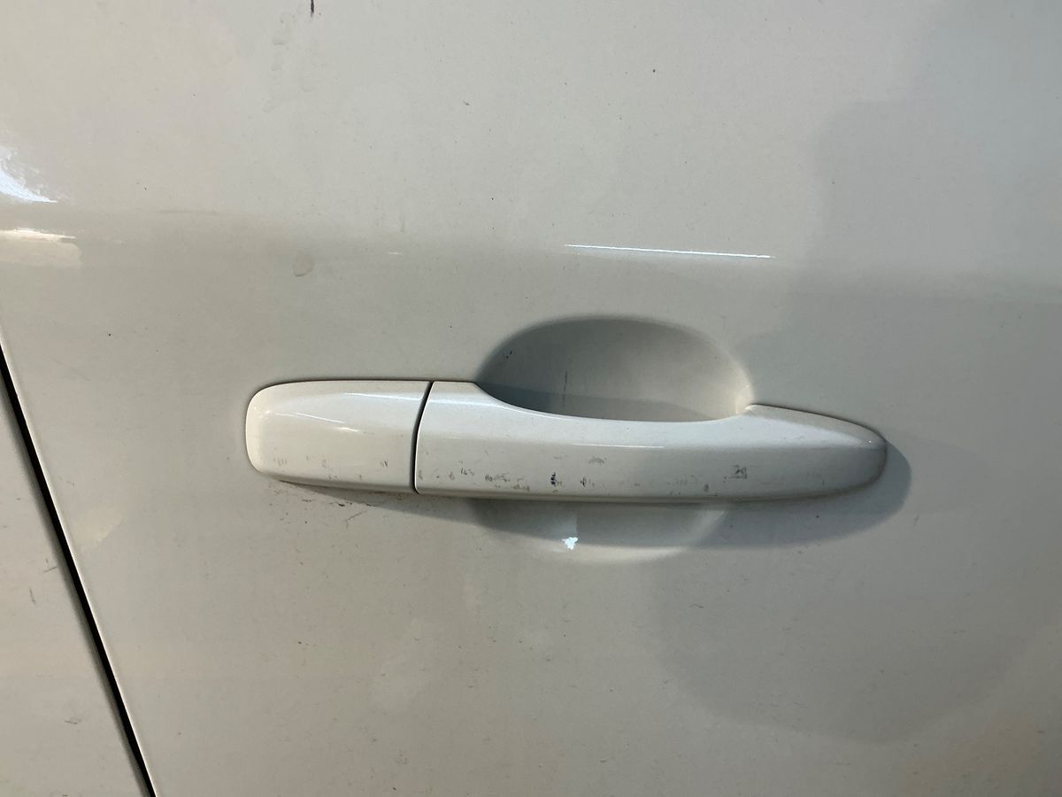 Volvo V60 2013 — photo 33