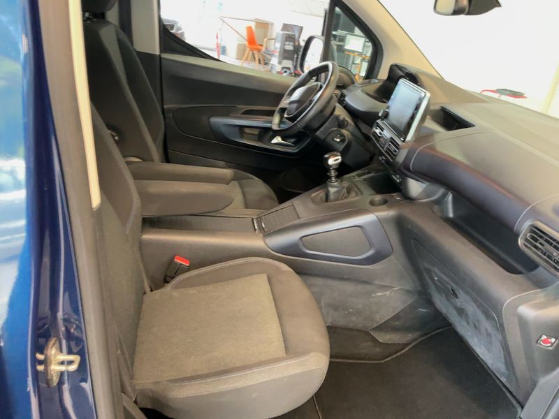 Peugeot Rifter 1.2 PureTech Allure L1 2019 – снимка 17
